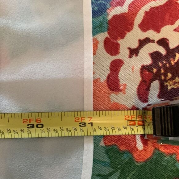 Pit to pit 21 inches the length and shoulder to him is 31.  9/1 - Picture 7 of 8